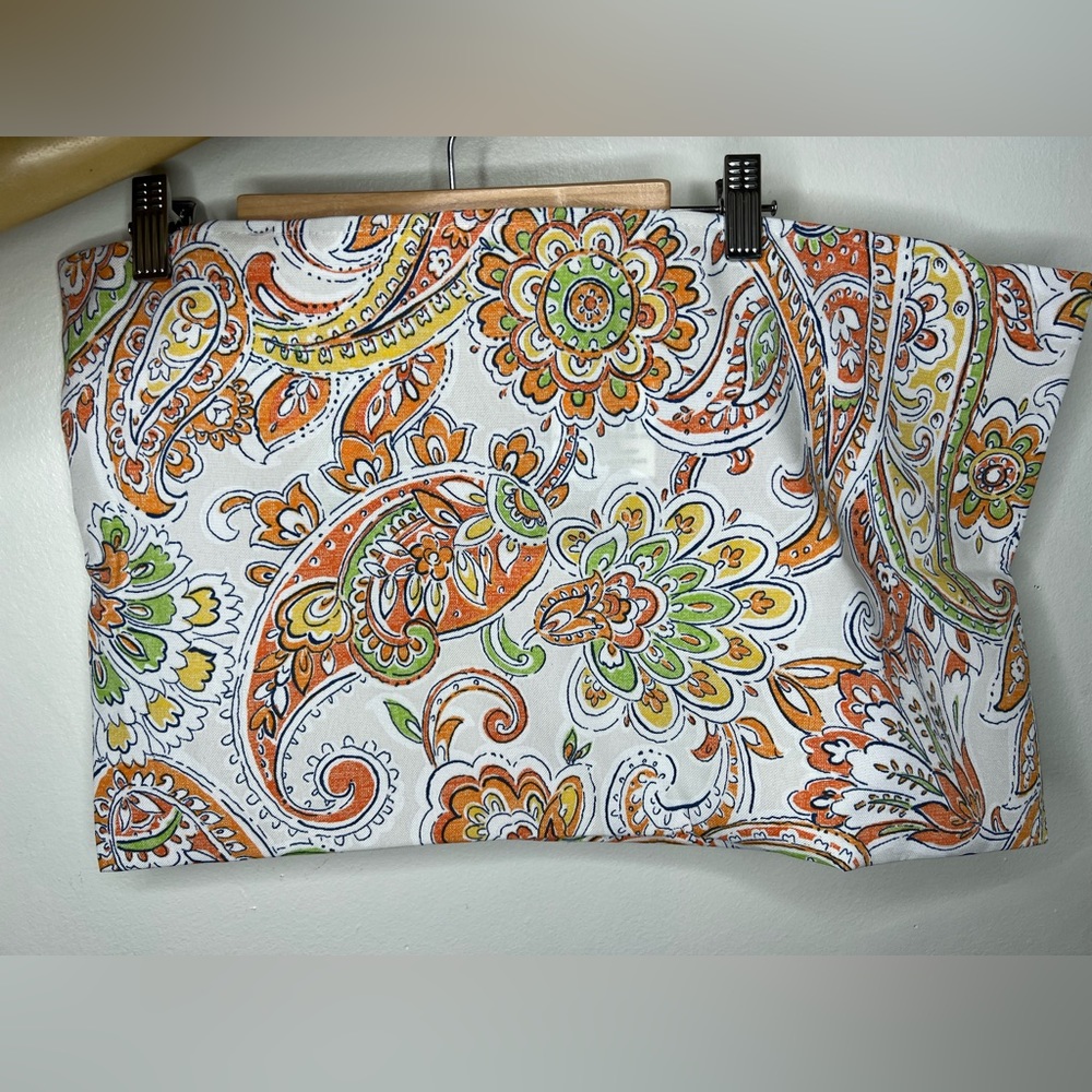 Brand New-Set of 2 Throw Pillow Covers